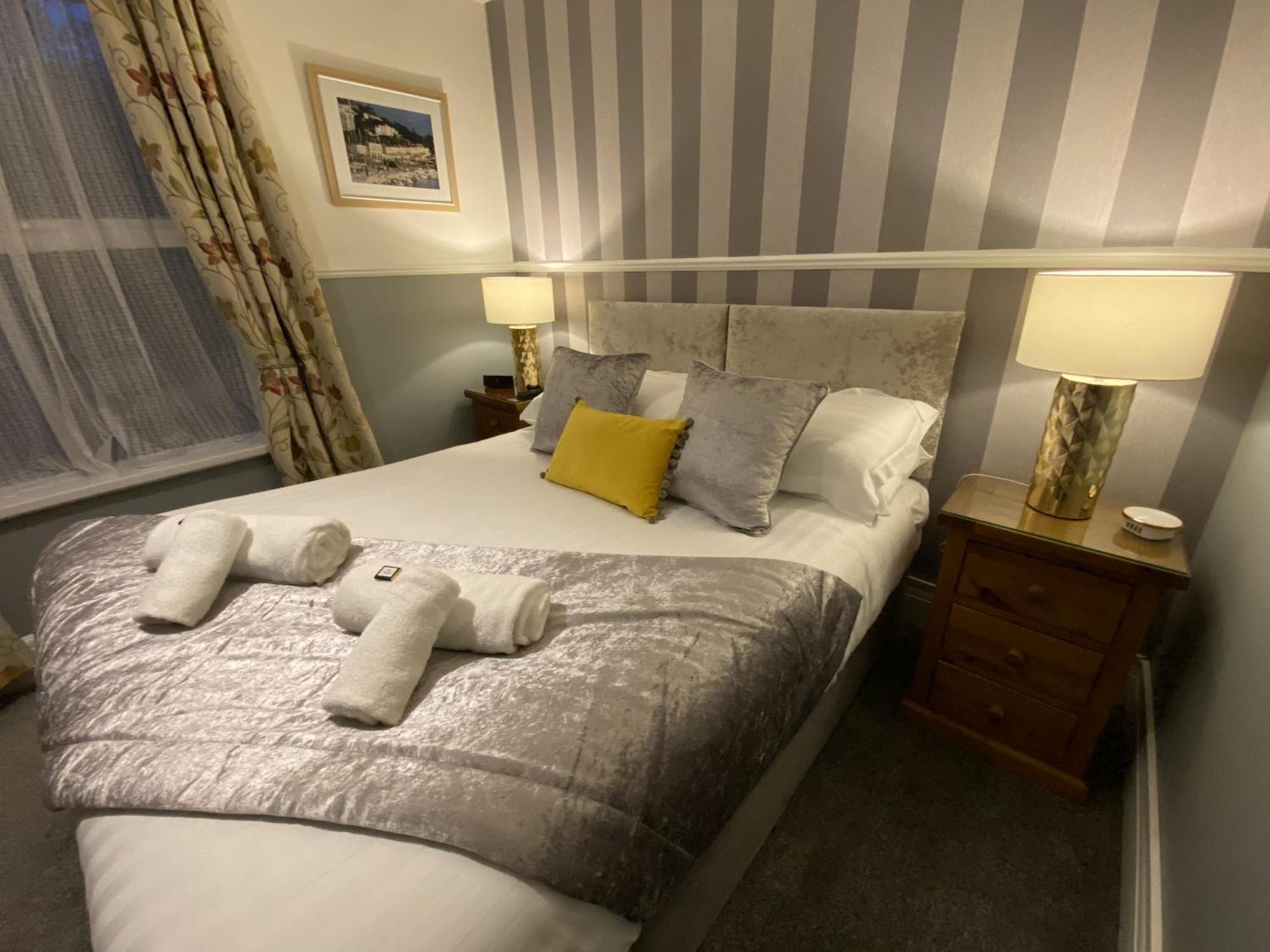 Bed and Breakfast Abingdon House Торкі Екстер'єр фото